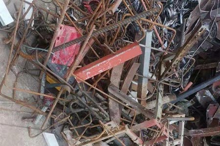 商洛商州刘湾废弃模具设备